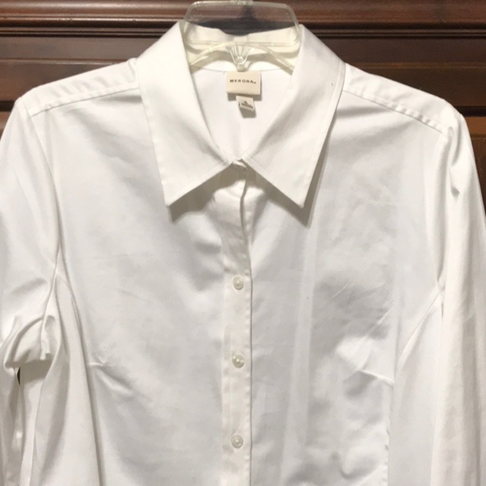 NWT women’s shirt